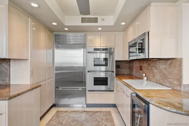 $3,295,000 | 1810 Avenida Del Mundo, Unit 703, Coronado, CA 92118