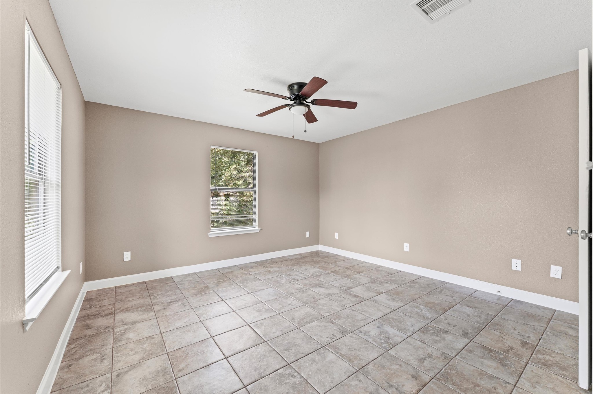 5107 Gren Street Houston, TX 77021 - Photo 15 of 26