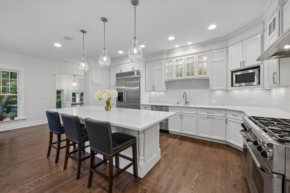 1141 Sheridan Road Wilmette, IL 60091 - Photo 17 of 52