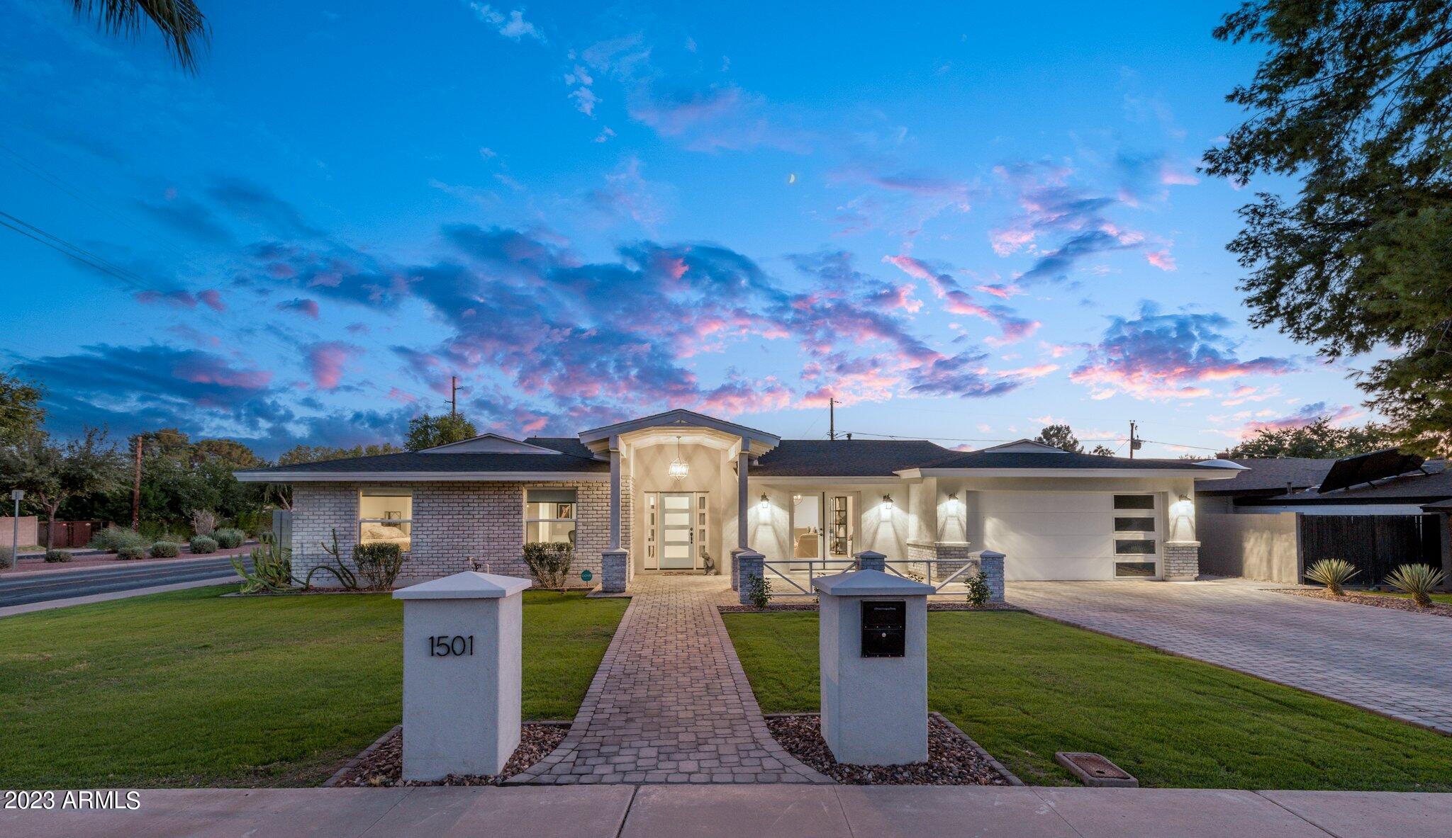 1501 West Ruth Avenue Phoenix, AZ 85021 - Photo 2 of 35 57-web-or-mls-_TMR3137