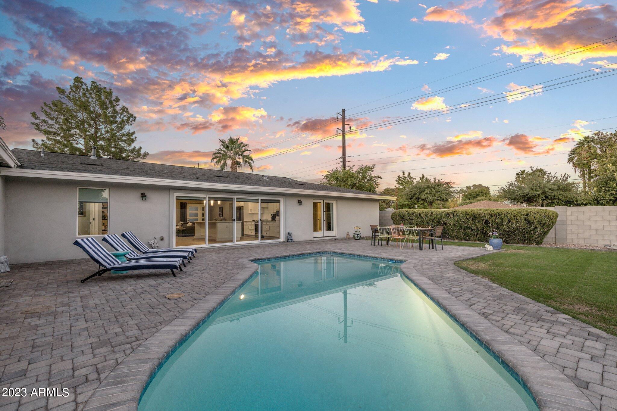 1501 West Ruth Avenue Phoenix, AZ 85021 - Photo 27 of 35 55-web-or-mls-_TMR3053