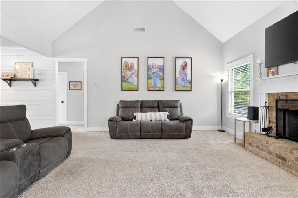448 Rabbit Run Good Hope, GA 30641 - Photo 8 of 51