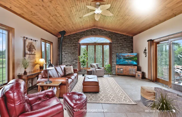 $990,000 | 5619 352nd Avenue, Burlington, WI 53105