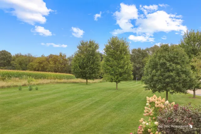 $990,000 | 5619 352nd Avenue, Burlington, WI 53105