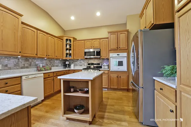 $990,000 | 5619 352nd Avenue, Burlington, WI 53105