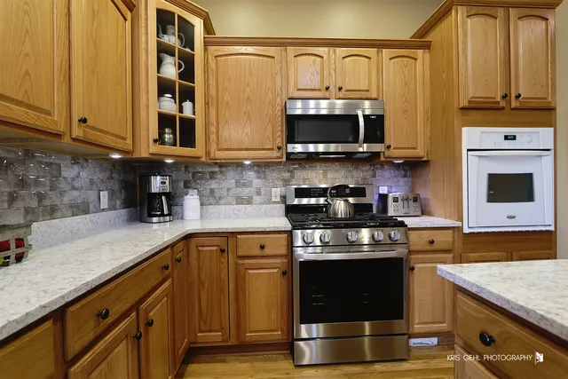 $990,000 | 5619 352nd Avenue, Burlington, WI 53105