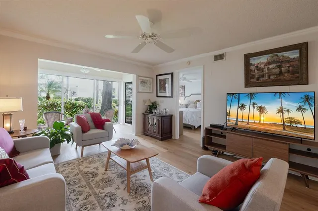 $2,100 | 5609 Sheffield Greene Circle, Unit 5609, Sarasota, FL 34235