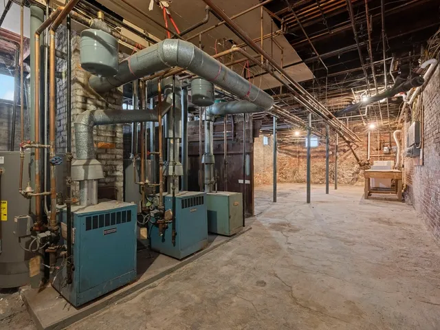 $3,000 | 75 Bellingham Street, Unit 1, Chelsea, MA 02150