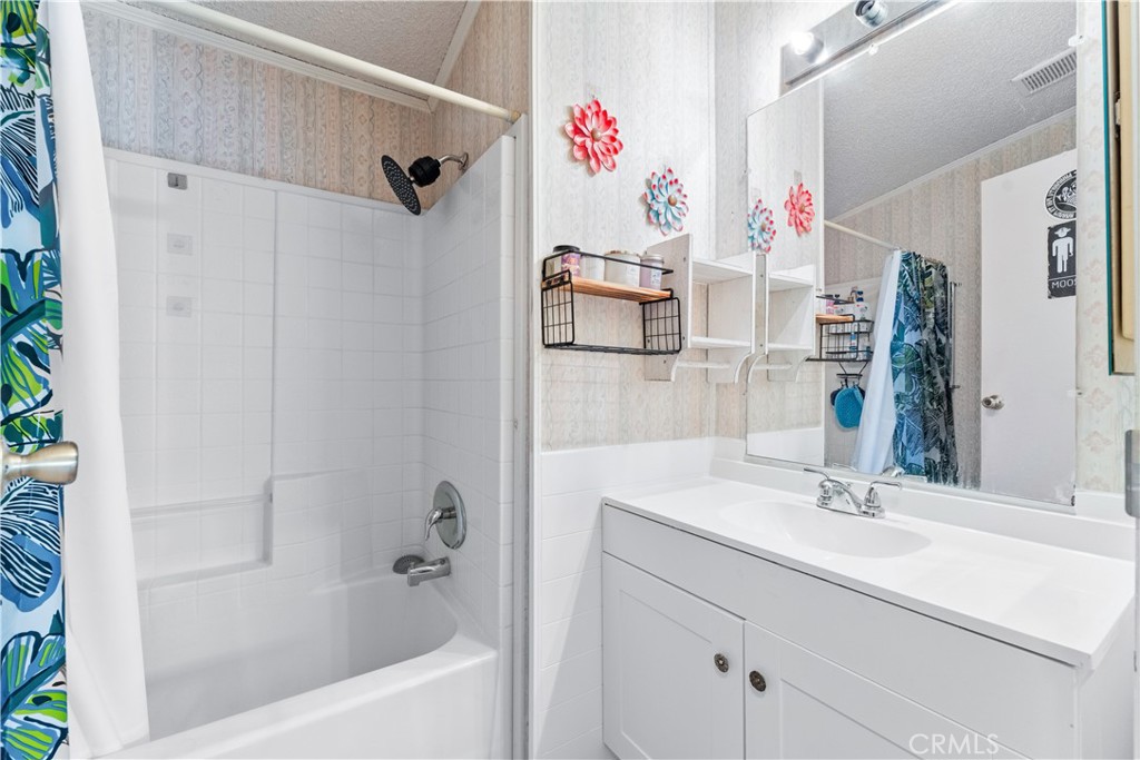 10001 West Frontage Road, Unit 188 South Gate, CA 90280 - Photo 16 of 27