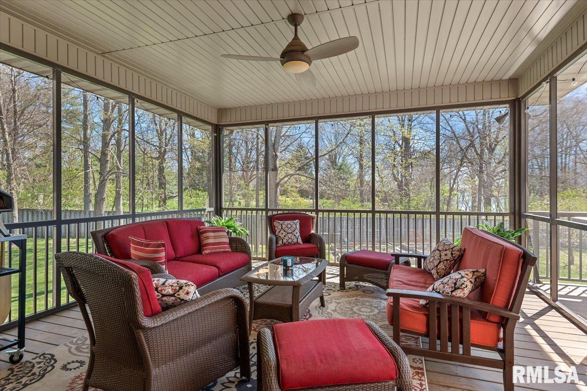 2333 Waterbury Pond Court Springfield, IL 62712 - Photo 17 of 66