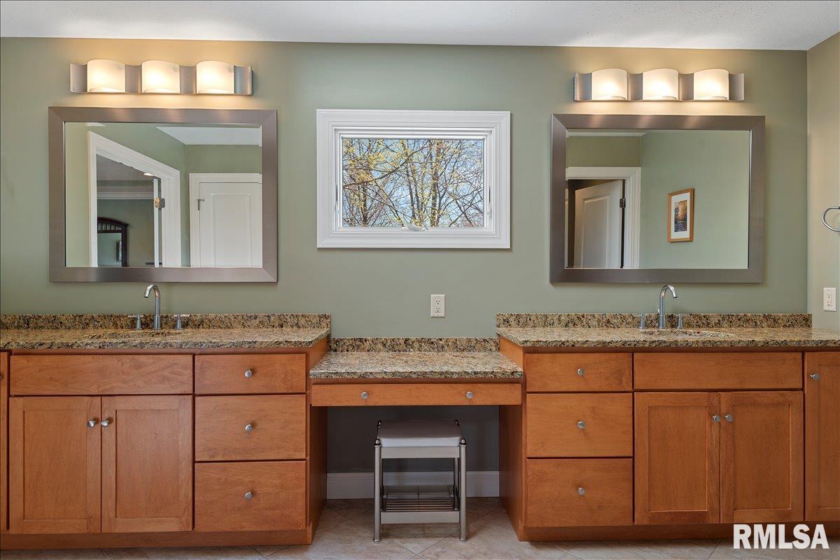 2333 Waterbury Pond Court Springfield, IL 62712 - Photo 35 of 66