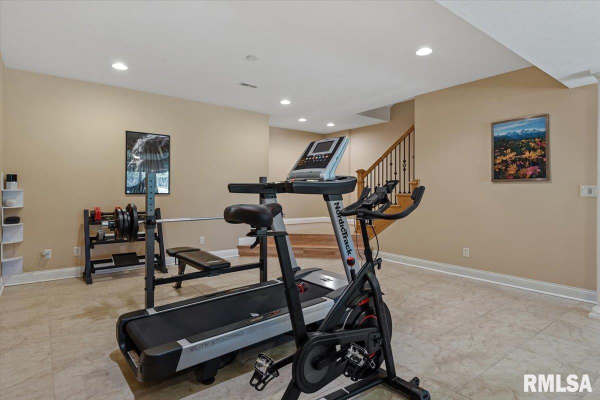 2333 Waterbury Pond Court Springfield, IL 62712 - Photo 43 of 66