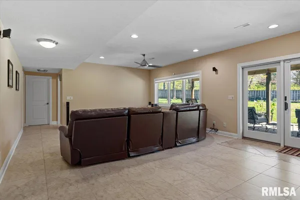 $649,900 | 2333 Waterbury Pond Court, Springfield, IL 62712