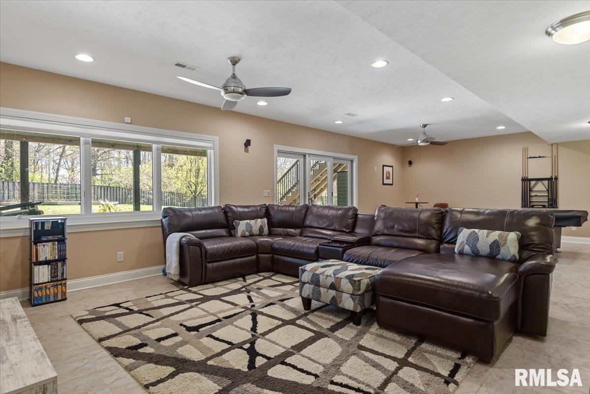 2333 Waterbury Pond Court Springfield, IL 62712 - Photo 51 of 66