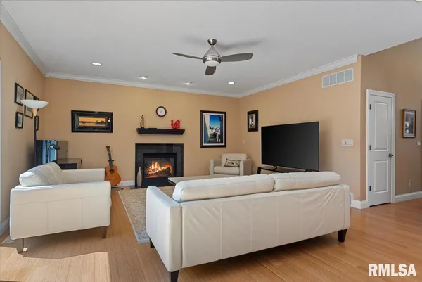 $649,900 | 2333 Waterbury Pond Court, Springfield, IL 62712