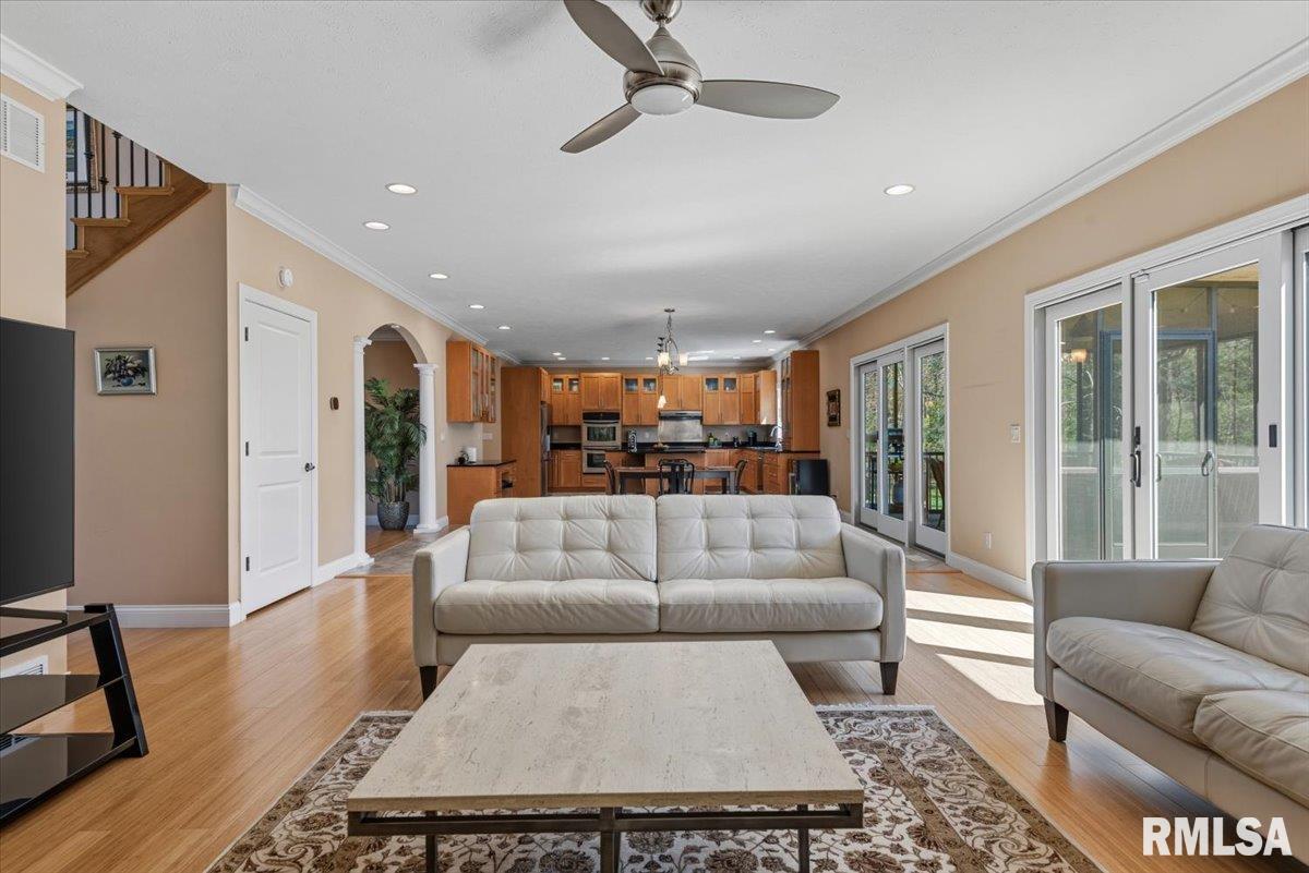 2333 Waterbury Pond Court Springfield, IL 62712 - Photo 8 of 66