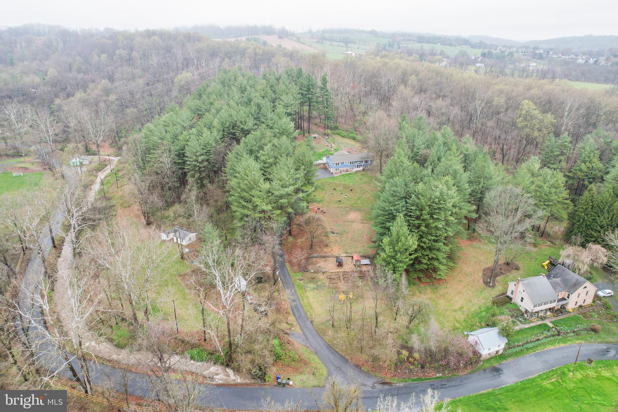 2540 Monument Road Myersville, MD 21773 - Photo 4 of 68