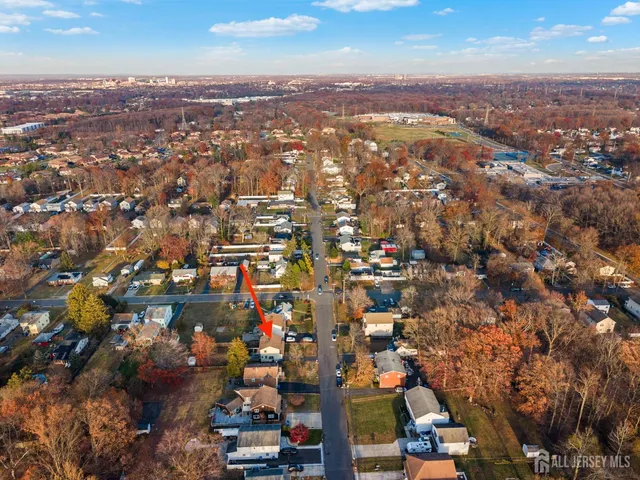 $615,000 | 1721 Holly Road, North Brunswick, NJ 08902