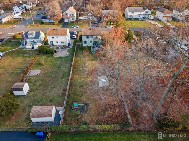 $615,000 | 1721 Holly Road, North Brunswick, NJ 08902