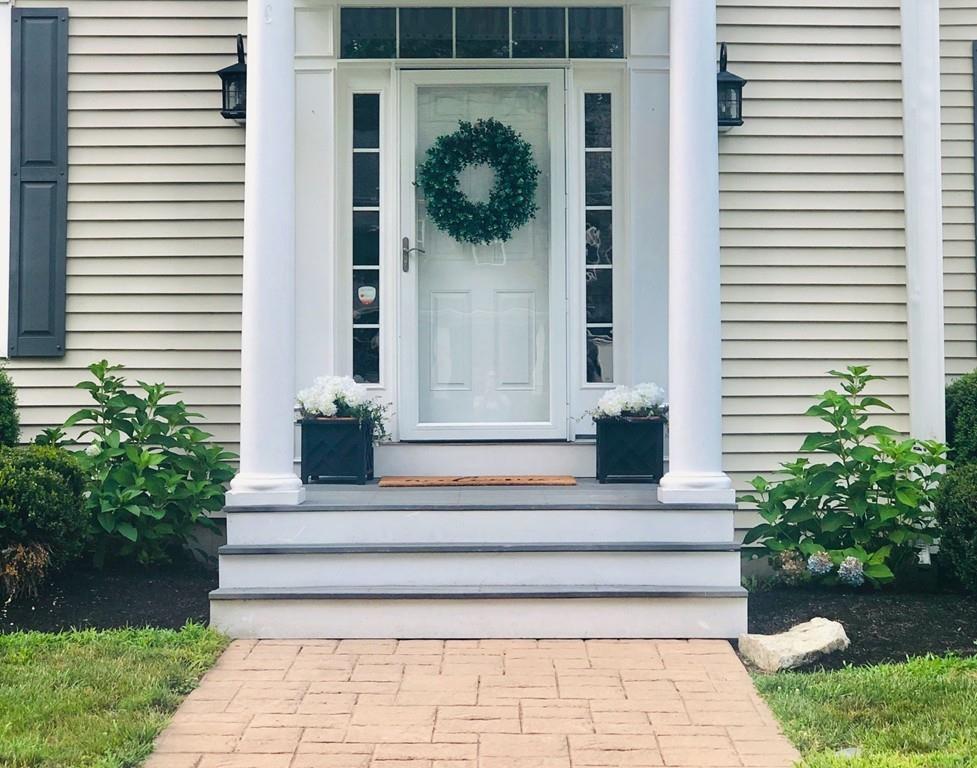 17 Camp Road Foxboro, MA 02035 - Photo 4 of 40 Gallery Image 4