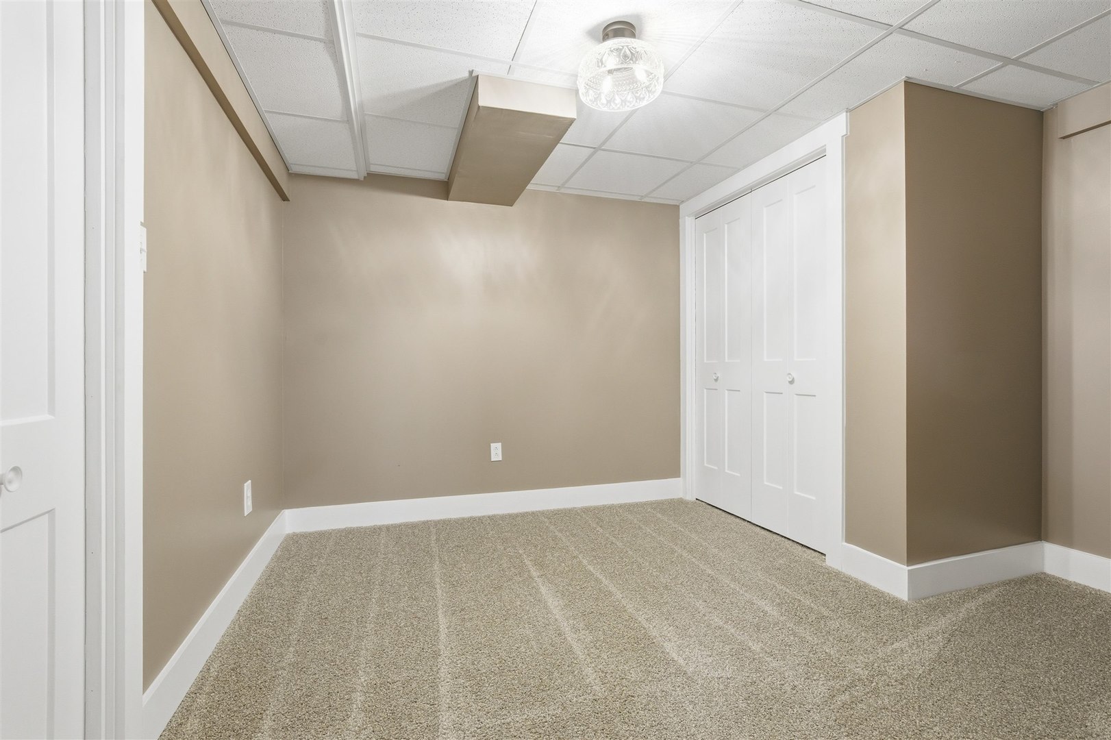7277 East 3000 N Road Cornell, IL 61319 - Photo 20 of 40 a view of an empty room