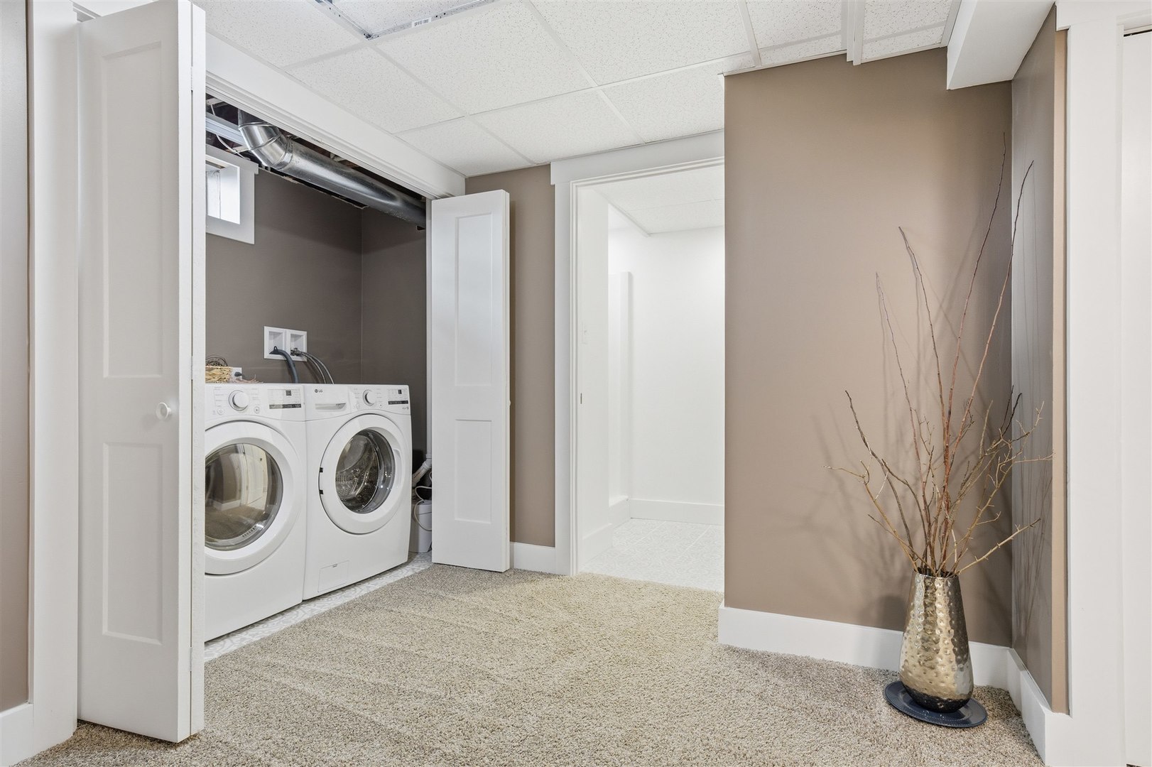 7277 East 3000 N Road Cornell, IL 61319 - Photo 21 of 40 a utility room with dryer and washer