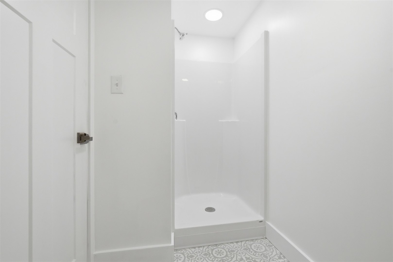 7277 East 3000 N Road Cornell, IL 61319 - Photo 22 of 40 a bathroom with a bathtub