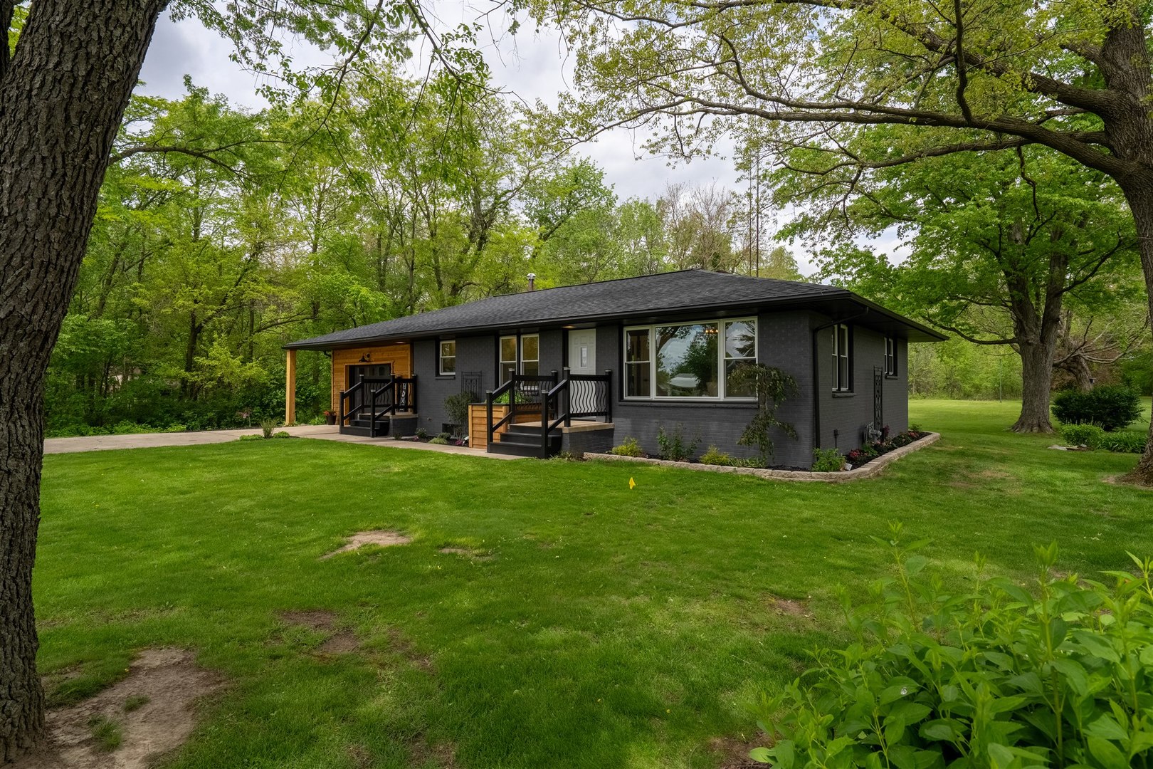7277 East 3000 N Road Cornell, IL 61319 - Photo 40 of 40 a view of a house with backyard