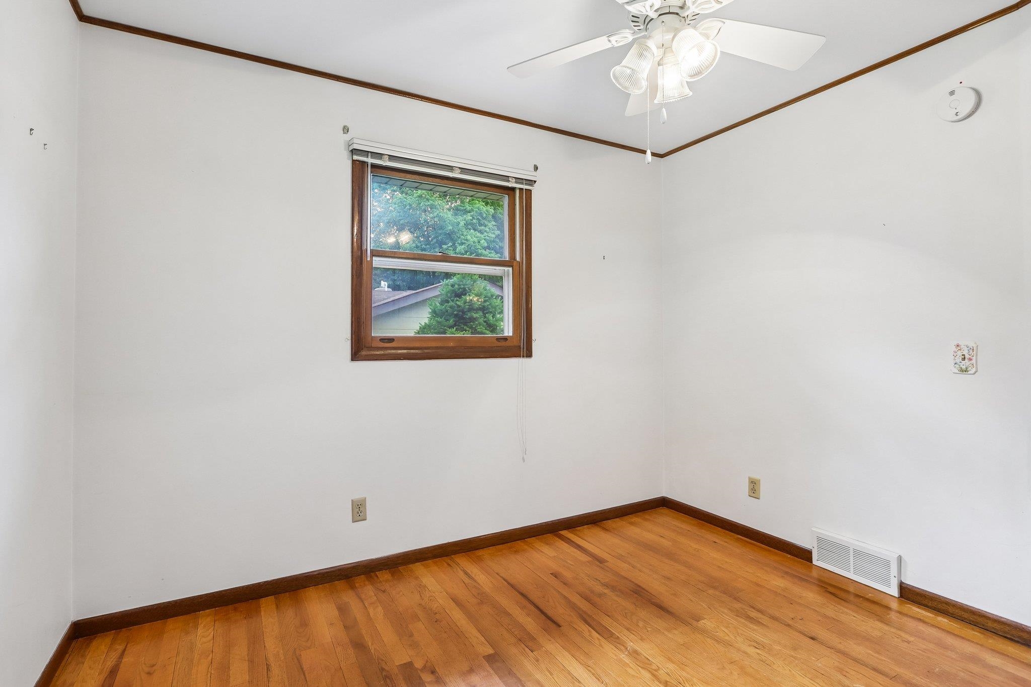 5006 Violet Lane Madison, WI 53714 - Photo 18 of 34