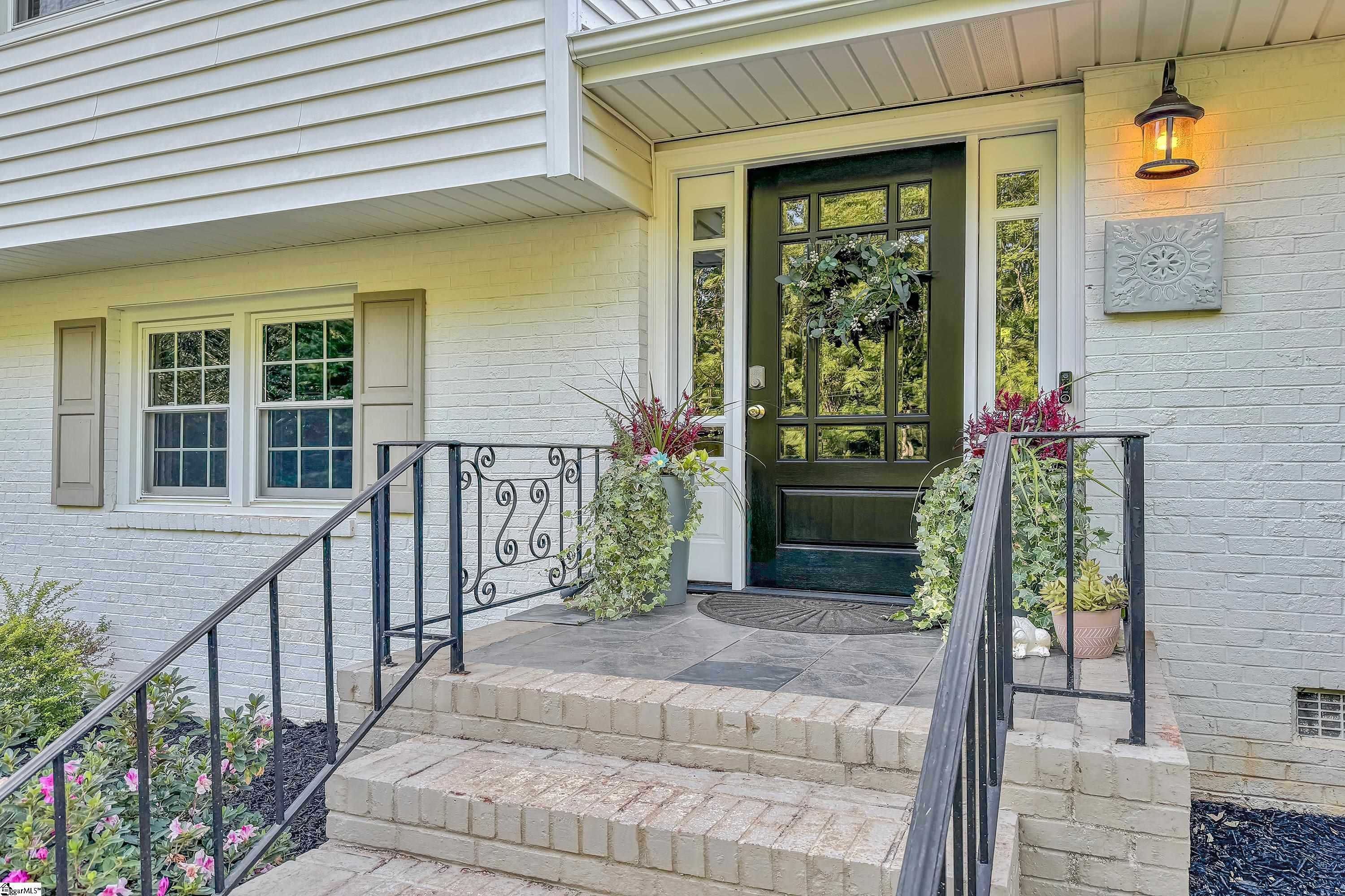 425 Pimlico Road Greenville, SC 29607 - Photo 3 of 28