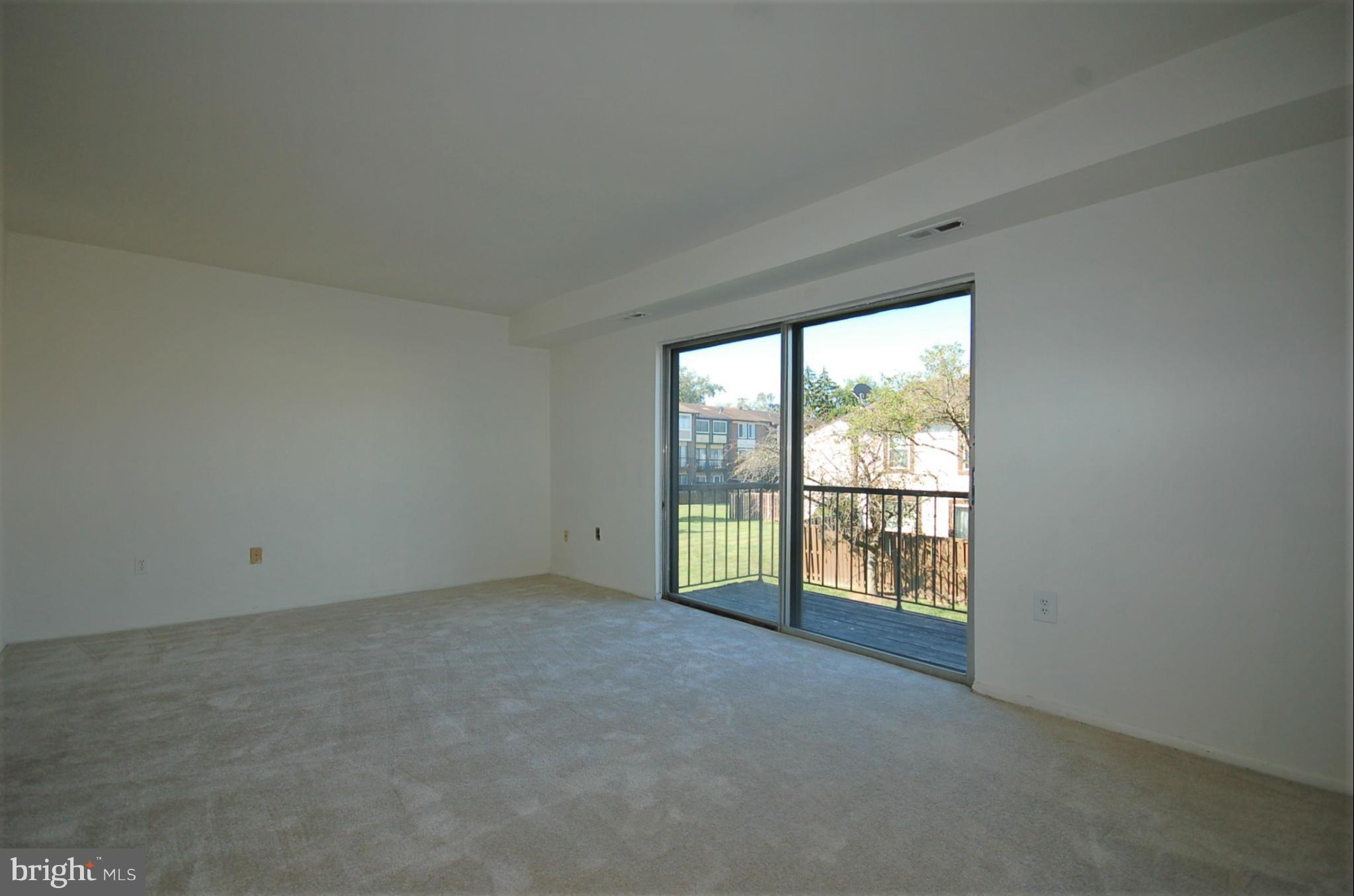 2366 Sun Valley Circle, Unit 2H Silver Spring, MD 20906 - Photo 5 of 16 Family Room