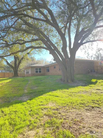 $2,000 | 3308 Pine Forest Road, Cantonment, FL 32533