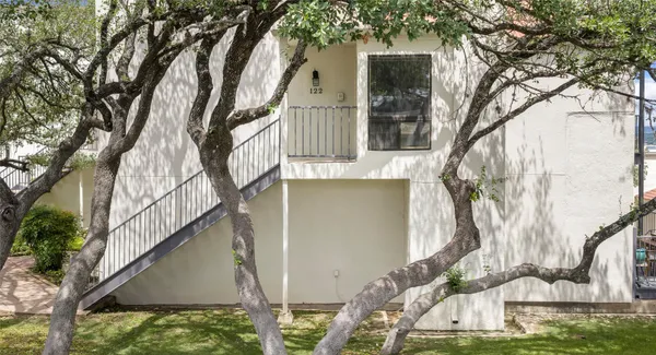 $239,900 | 2918 Ranch Road 620 North, Unit C122, Austin, TX 78734