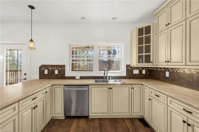 $564,900 | 8235 Stafford Mill Road, Oak Ridge, NC 27310