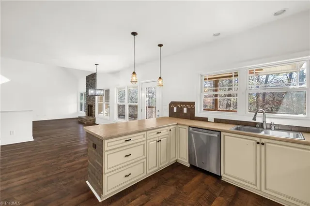 $564,900 | 8235 Stafford Mill Road, Oak Ridge, NC 27310