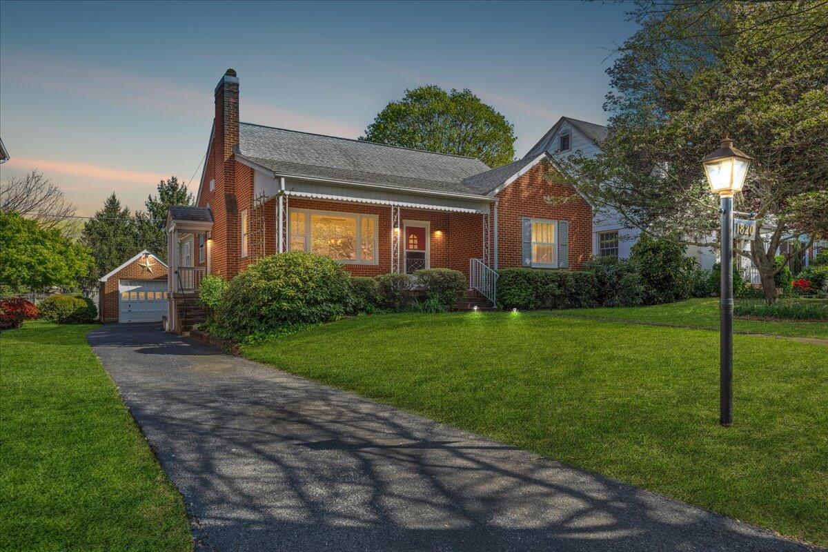 1820 Blenheim Road Southwest Roanoke, VA 24015 - Photo 1 of 51 01-DUSK