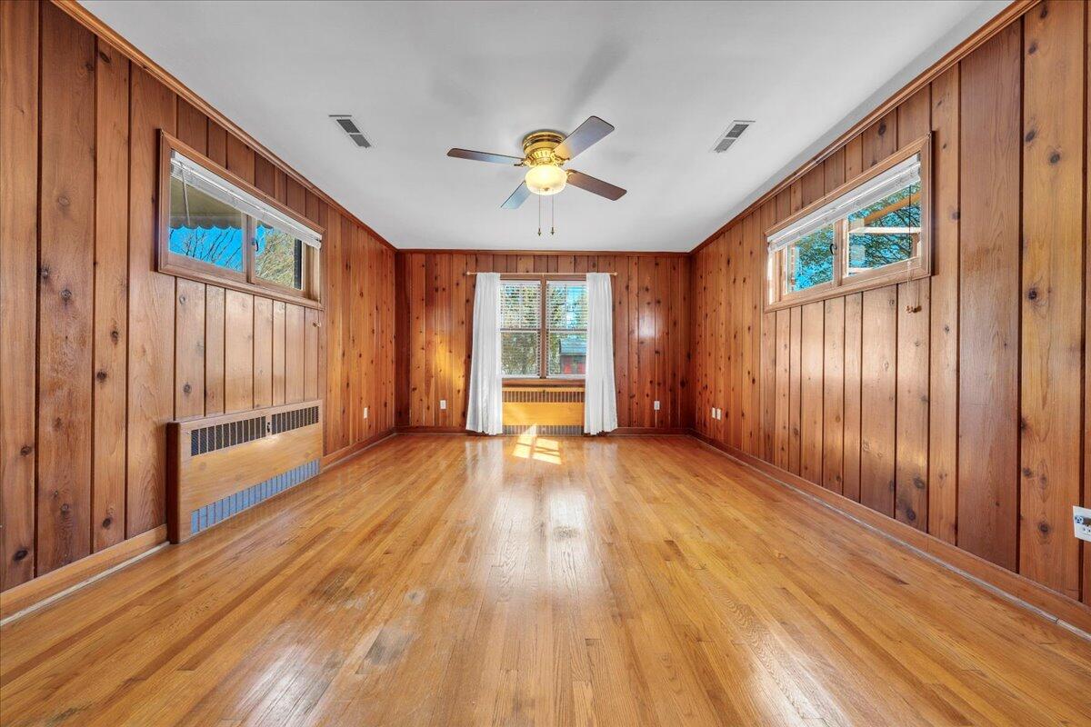 1820 Blenheim Road Southwest Roanoke, VA 24015 - Photo 23 of 51 23-MIB00923