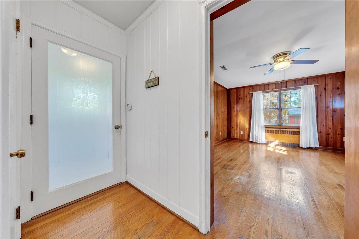 1820 Blenheim Road Southwest Roanoke, VA 24015 - Photo 25 of 51 25-MIB00944