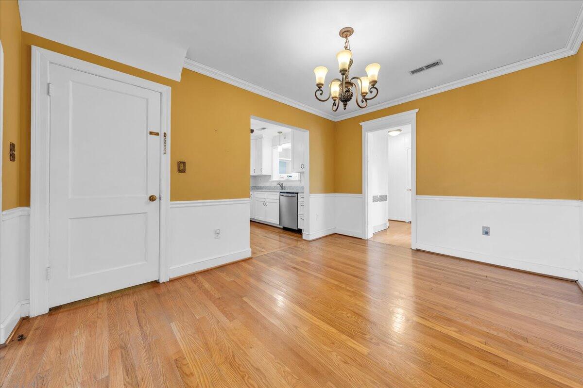 1820 Blenheim Road Southwest Roanoke, VA 24015 - Photo 10 of 51 10-MIB00899
