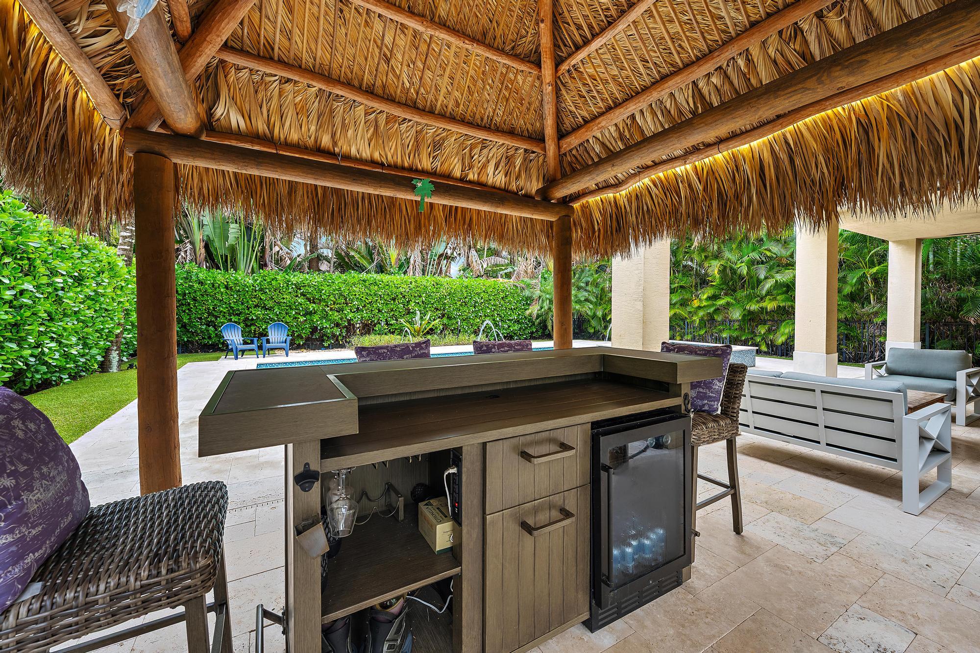 148 Behring Way Jupiter, FL 33458 - Photo 38 of 57 Tiki Hut