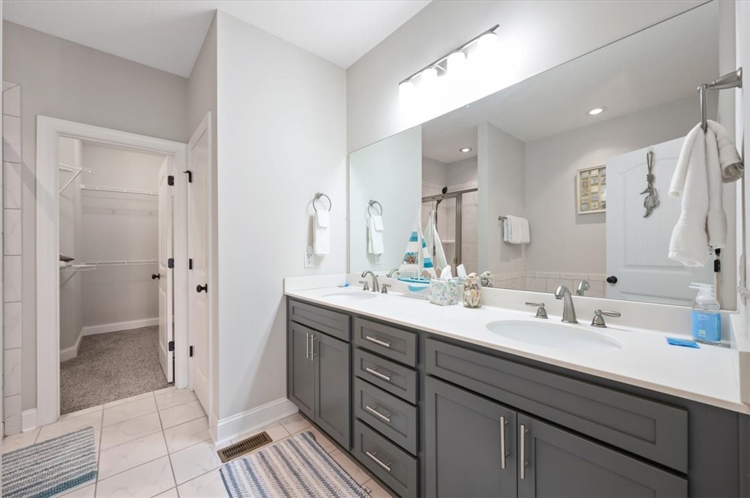 404 Mariners Circle St. Simons Island, GA 31522 - Photo 15 of 52