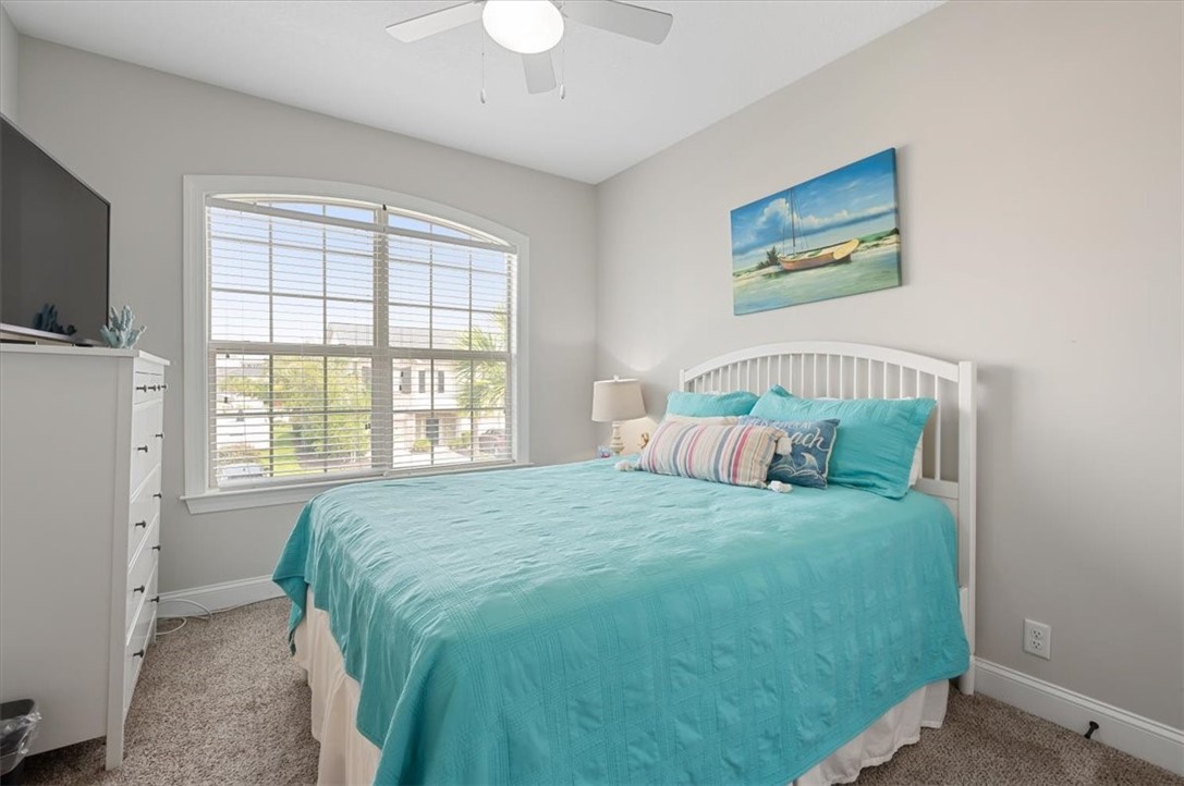 404 Mariners Circle St. Simons Island, GA 31522 - Photo 5 of 52