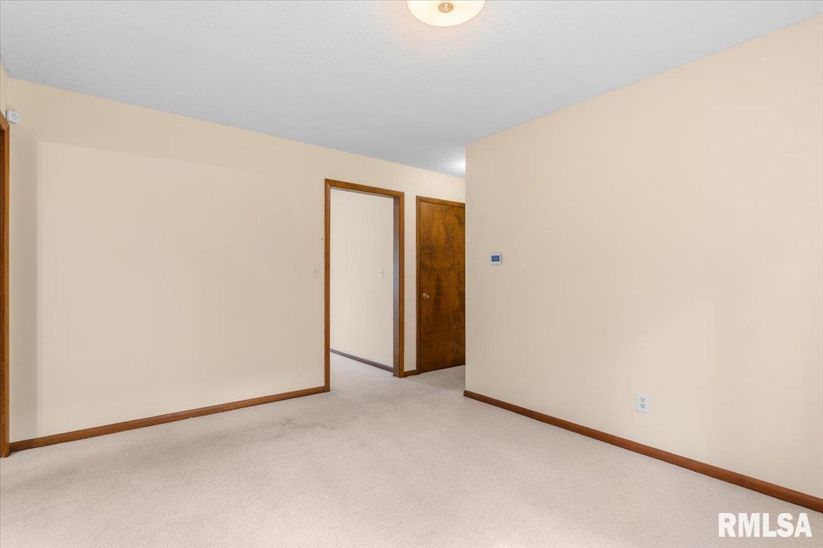 169 Bellerive Road Springfield, IL 62704 - Photo 27 of 37 Gallery Image 27