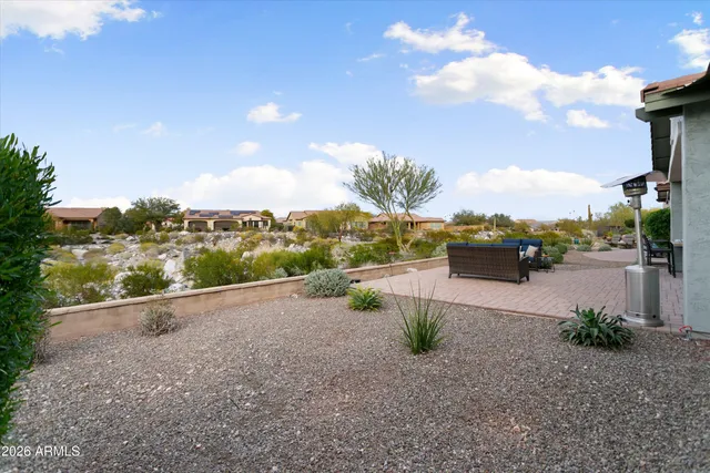 a view of a tennis court