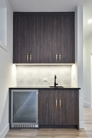 a close view of kitchen sink