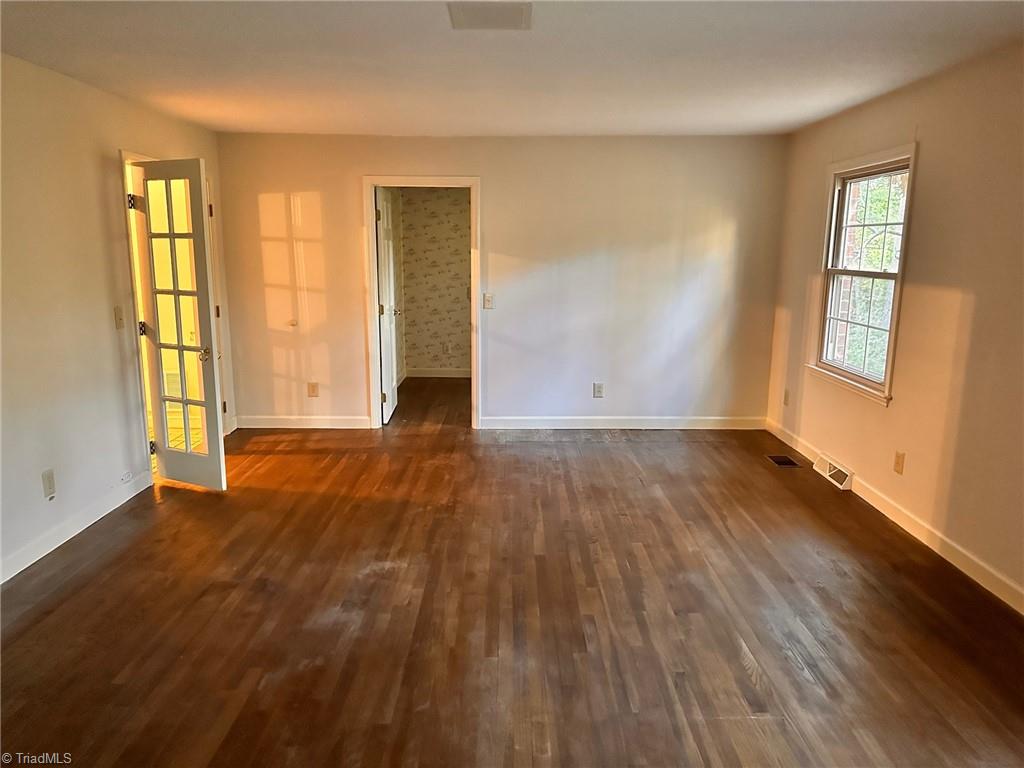 3415 Old Onslow Road Greensboro, NC 27407 - Photo 20 of 45 Living Room View 2