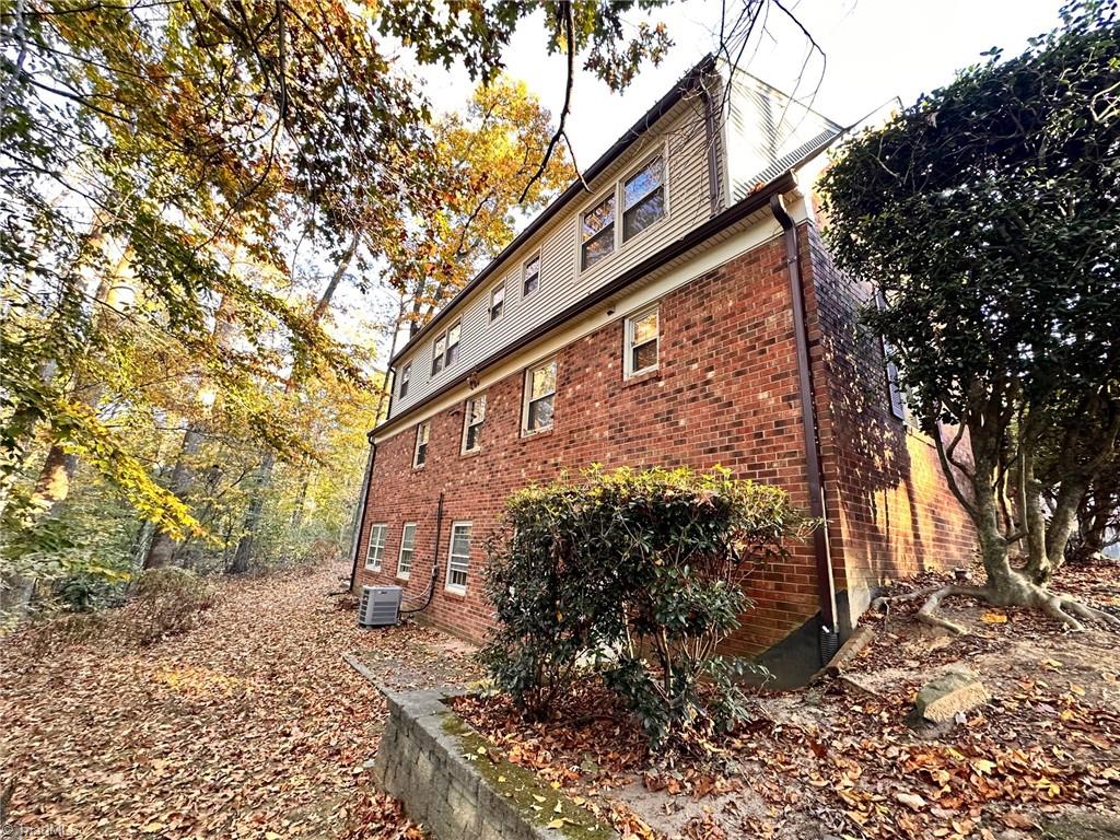 3415 Old Onslow Road Greensboro, NC 27407 - Photo 44 of 45 Side view of left side