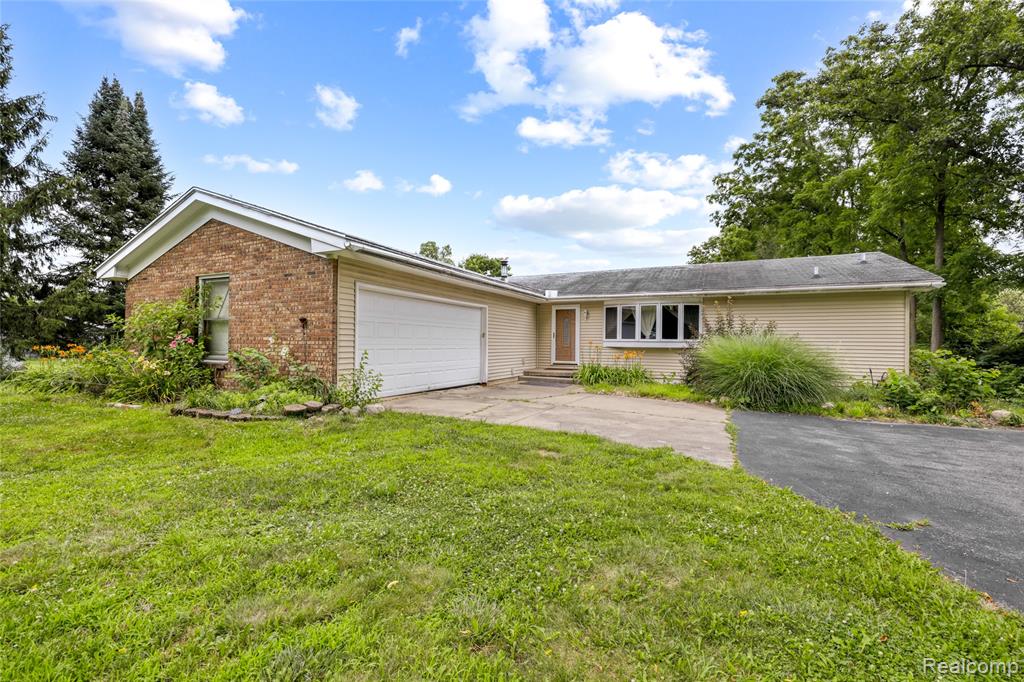7109 Maple Dale Road Jackson, MI 49201 - Photo 1 of 1