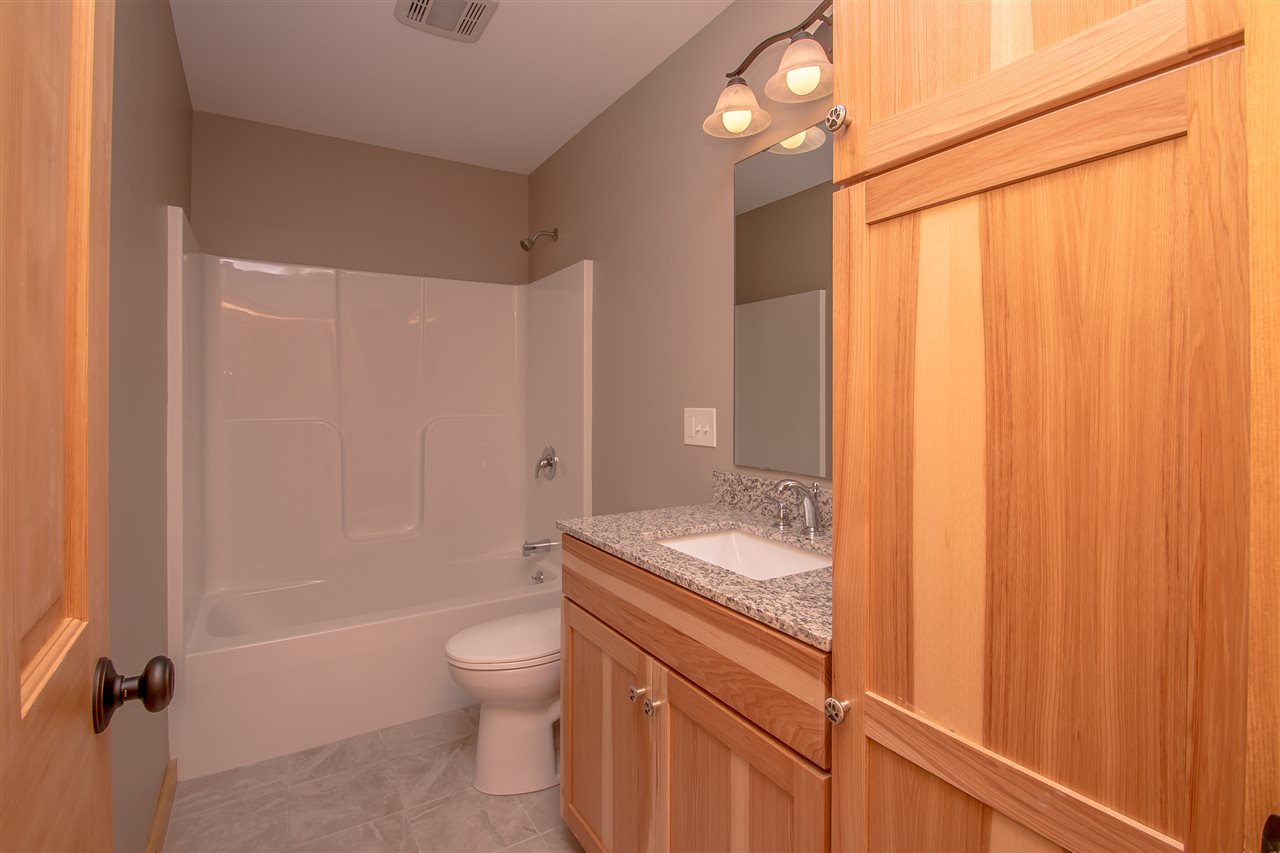 101 Hemlock Road Intervale, NH 03845 - Photo 13 of 18