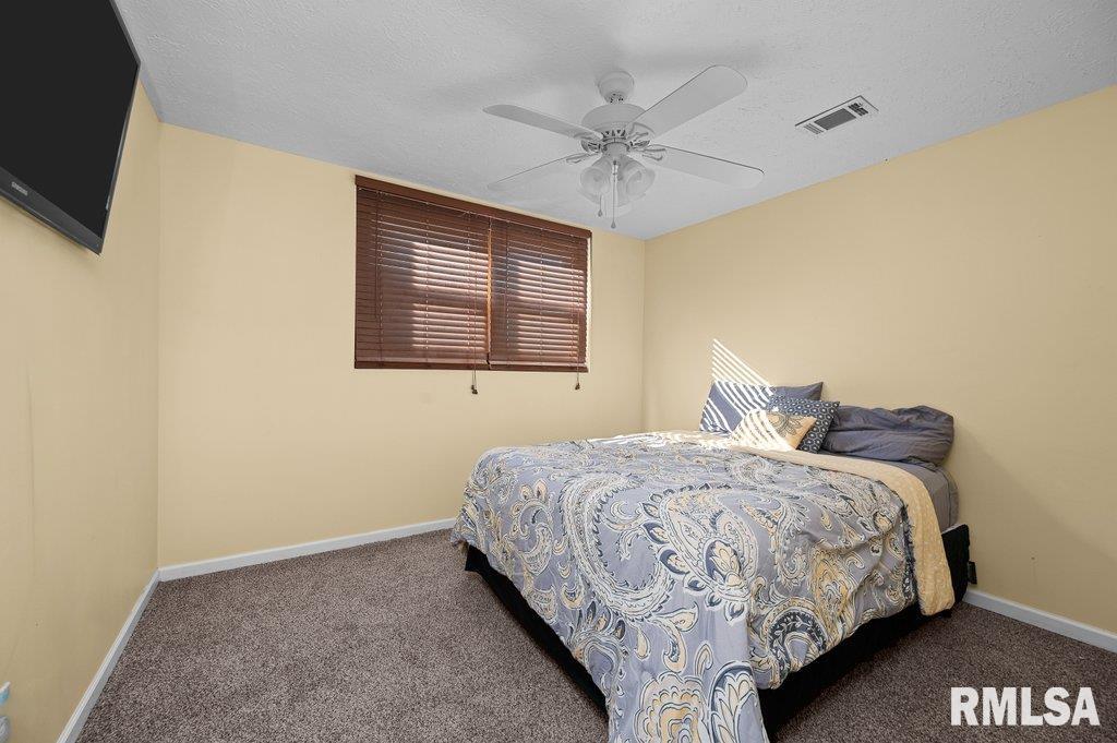 4745 Heatherstone Road Bettendorf, IA 52722 - Photo 23 of 43 Gallery Image 23